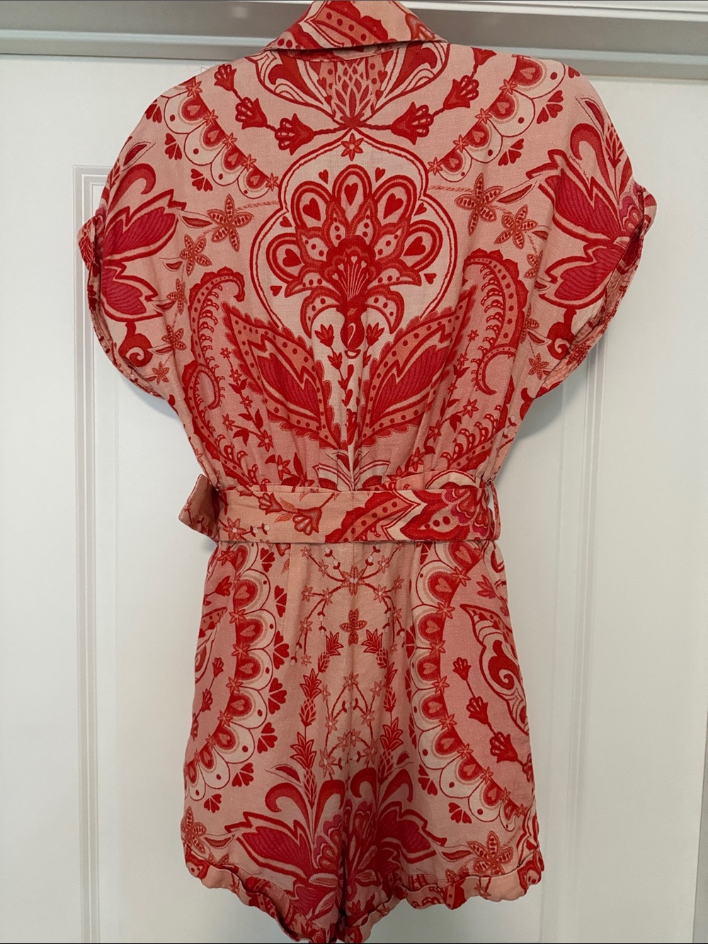 FARM Rio Pink Coral Floral Paisley Belted Romper XS - Picture 3 of 8